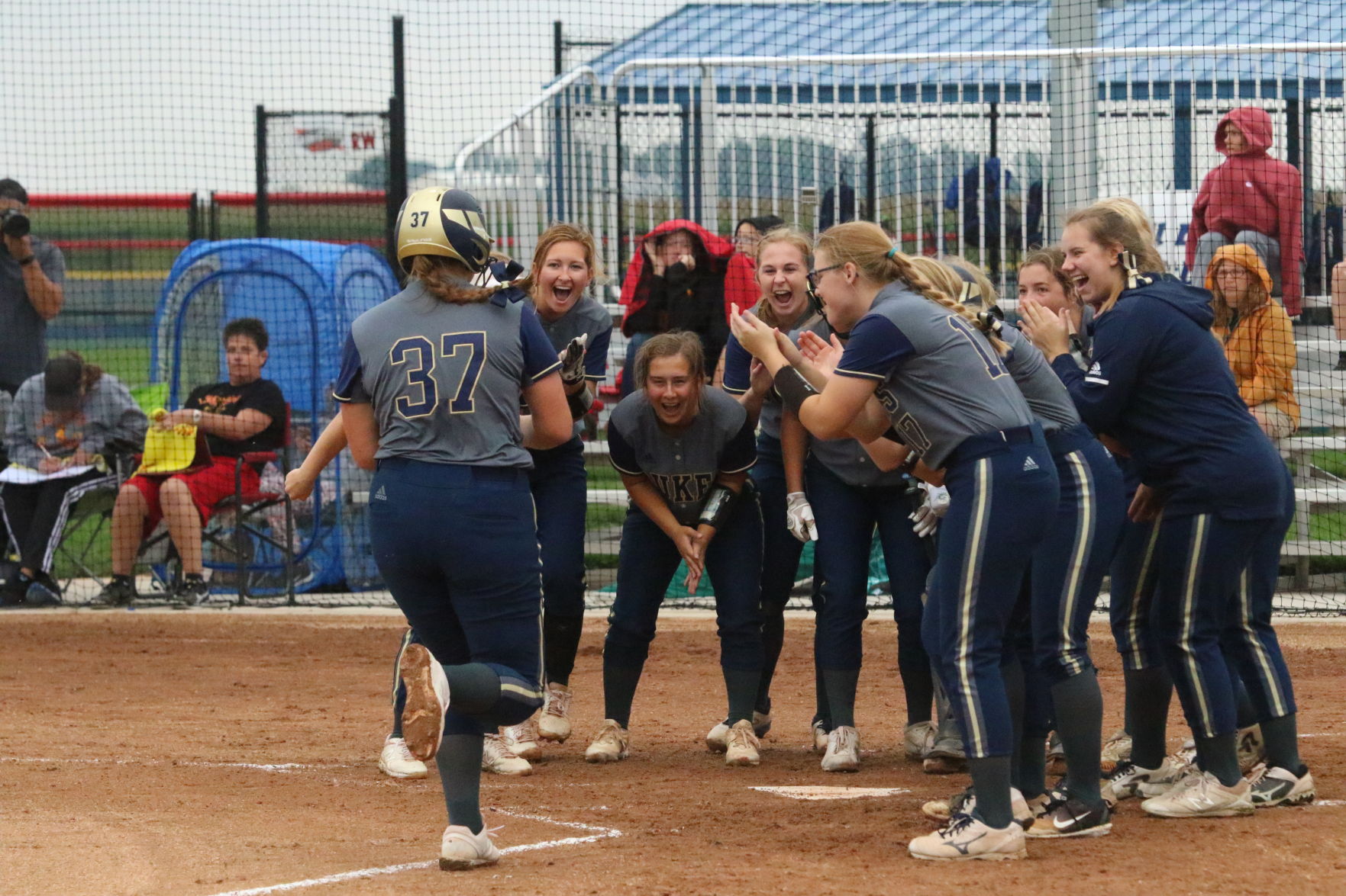 Softball (54).JPG